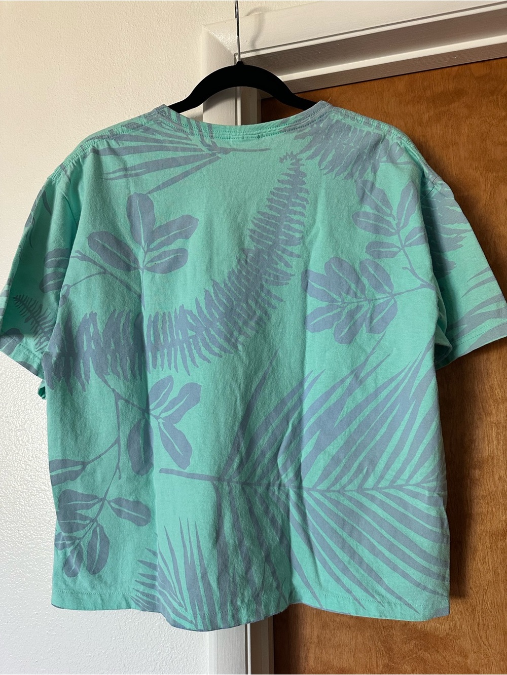 Lot of Two 90’s Vintage Women’s Top Teal Hummingbird & Floral Graphic Tee - Picture 4 of 13